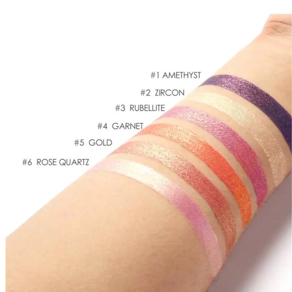 ⭐️3 for $30 SALE⭐️ Metallic Luxe Lipstick in AMBER - Picture 2 of 10